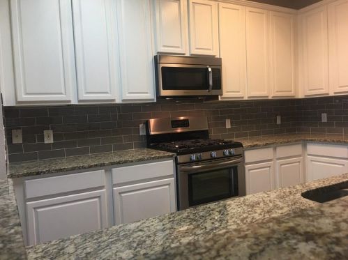 10504 Beard Ave, Austin, TX 78748-3957
