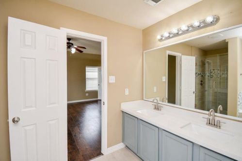 3403 Cypress Lndg Ct, Richmond TX 77471-6070 exterior