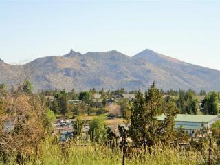 1137 E St, Terrebonne, OR 97760