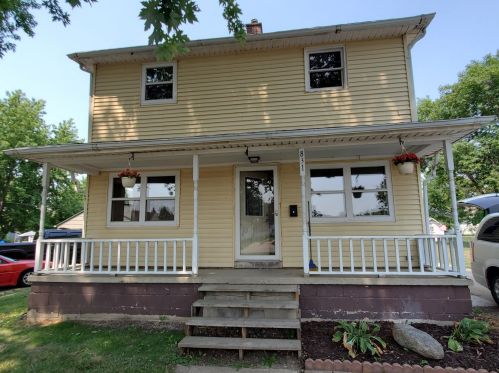 831 Main St, Pipestone, MN 56164-1255