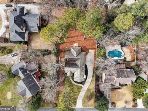 400 Breakwater Rdg, Atlanta GA  30328-1808 exterior