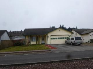 178 Boardwalk Way, Kelso, WA 98626-1880