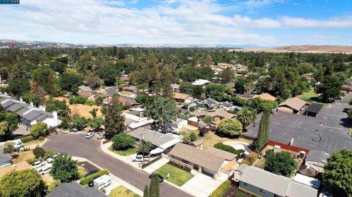 1542 Lavetta Way, Concord, CA 94521-1739