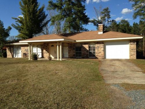 301 Alexandria Hwy, Leesville LA  71446-2138 exterior