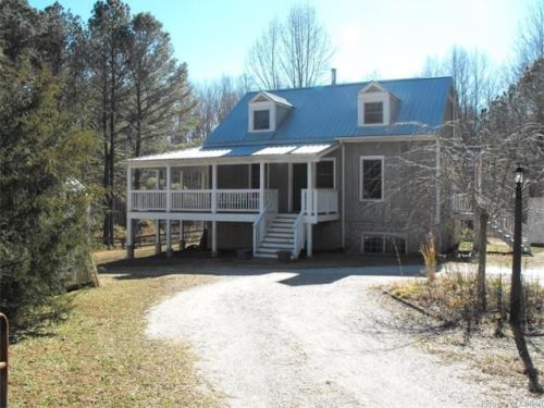 6812 Cherokee Ln, Zanoni, VA 23061-5215