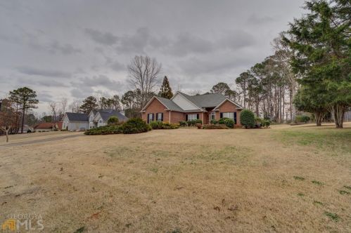 324 Chandler Rdg, Mcdonough, GA 30253-8275