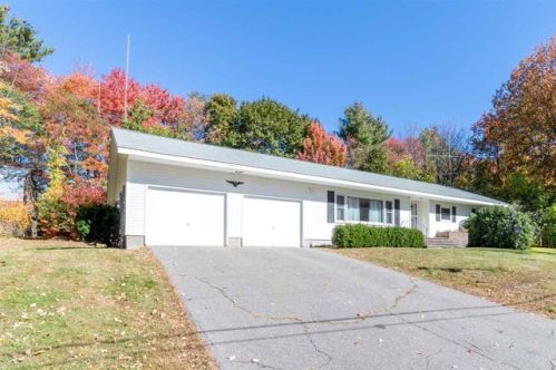 17 October Ln, Laconia, NH 03249-6427