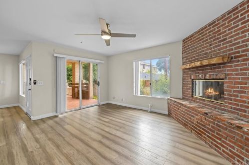 4817 120, Hawthorne CA 90250-2724 exterior