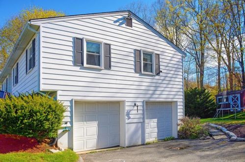125 Hartford Ave, Torrington, CT 06790-4007