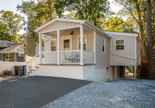 600 Brooklyn Mountain Rd, Hopatcong, NJ 07843-1229