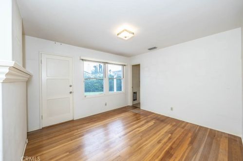 239 Evelyn Dr, Anaheim CA  92805-3419 exterior