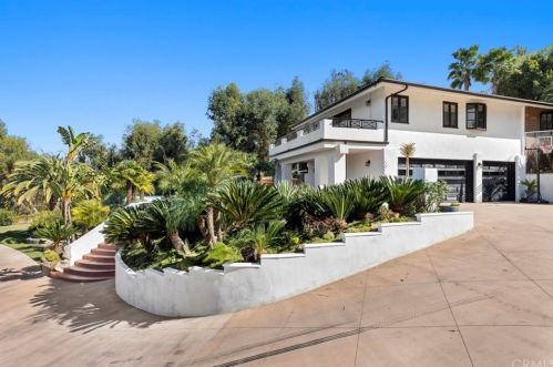 230 Country Hill Rd, Anaheim CA  92808-1352 exterior