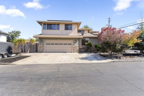 1926 East Ave, Hayward, CA 94541-5406