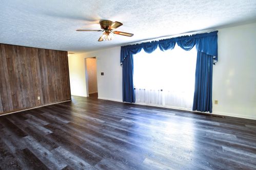 720 Xenia Dr, Enon OH 45323-1761 exterior