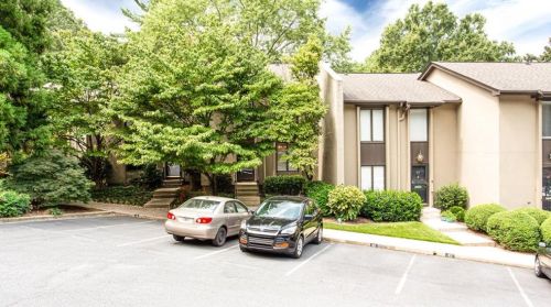 30 Ivy Pkwy, Atlanta, GA 30342-4241