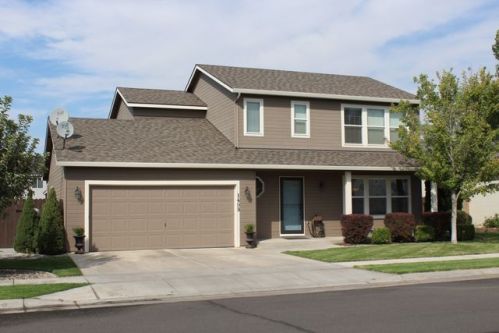 1493 Gladys Dr, Hermiston OR  97838-2184 exterior
