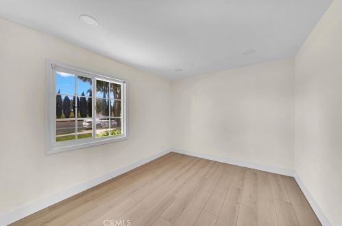 5771 Heil Ave, Huntington Beach CA  92649-3771 exterior