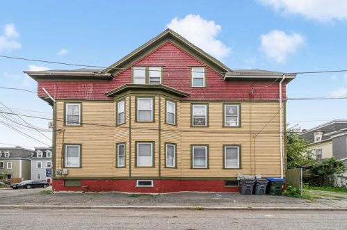 14 Primrose St, Providence, RI 02909-1111