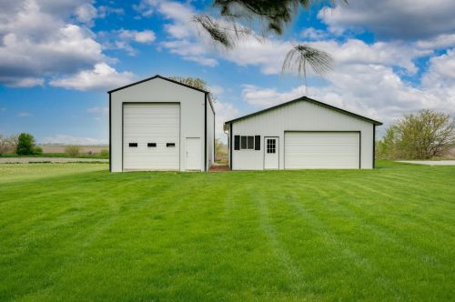 1803 Howard St, Swygert IL  61764-9411 exterior
