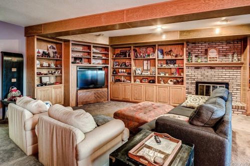 19285 Briarwood Dr, Aurora CO 80016-2132 exterior