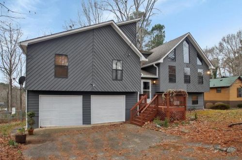 525 Penny Ln, Holly Springs, GA 30188-3124