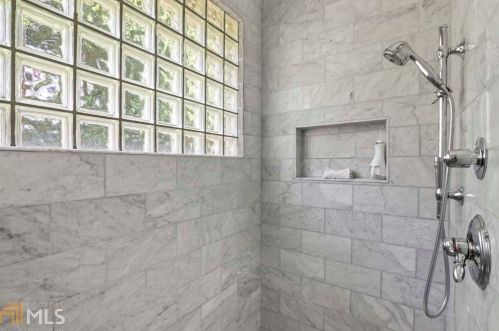 150 Beverly Rd, Atlanta GA  30309-2656 exterior