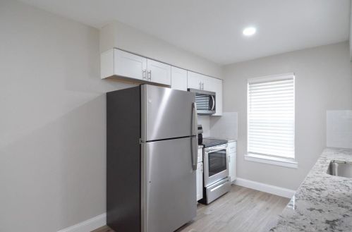 2203 Sheraton Dr, Carrollton TX  75007-5732 exterior