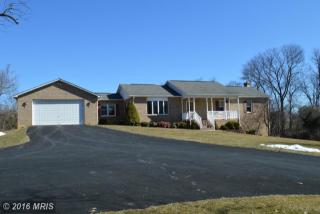 561 Chapel Rd, Middletown, VA 22645-2080