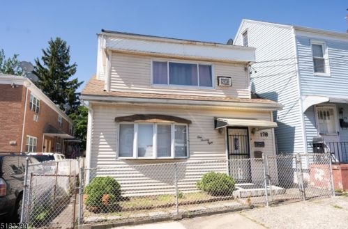 178 Atlantic St, Paterson, NJ 07503-2912