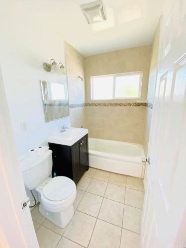 1874 3rd St, Riverside CA  92507-3430 exterior