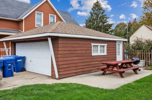 12816 Wahl St, Dixmoor, IL 60406-3934