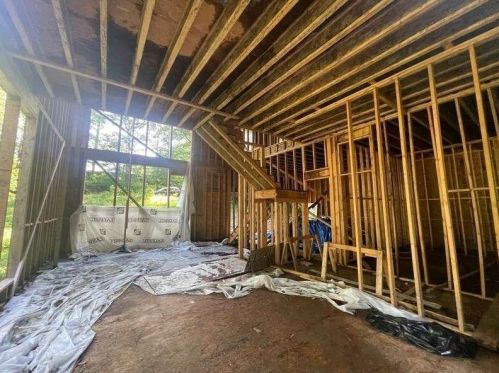 1629 Afton Ln, Atlanta GA  30329-1302 exterior