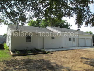 512 Maple St, Roanoke Rapids, NC 27870-1425