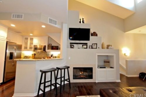 107 Danbrook, Irvine CA  92603-1017 exterior