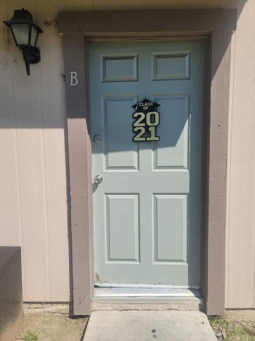 1706 Normandy Pl, Santa Ana CA 92705-4337 exterior