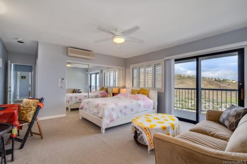 5361 Poola St, Honolulu HI  96821-1536 exterior