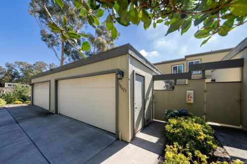 10623 Caminito Memosac, San Diego, CA 92131-1706