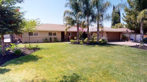 2308 Sunset Ave, Madera, CA 93637-2711