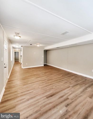 22 Pennington Ave, Trenton, NJ 08618-3833