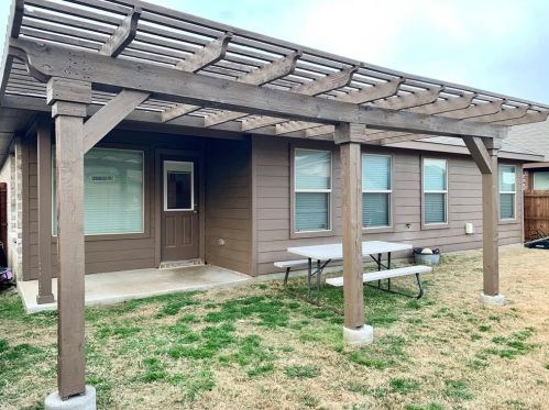 2513 Clarks Mill Ln, Fort Worth TX  76123-2621 exterior