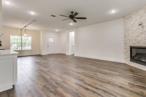 4132 Lovell Ave, Fort Worth TX  76107-5526 exterior