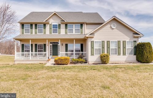 106 Fraser Ct, Charles Town, WV 25414-5469