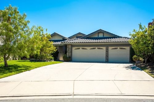 684 Frontier Ct, Anaheim CA  92807-4732 exterior