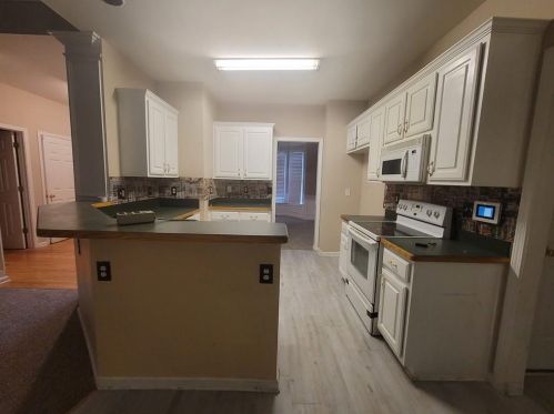 1902 Sheldon Ln, Conyers GA  30094-2079 exterior