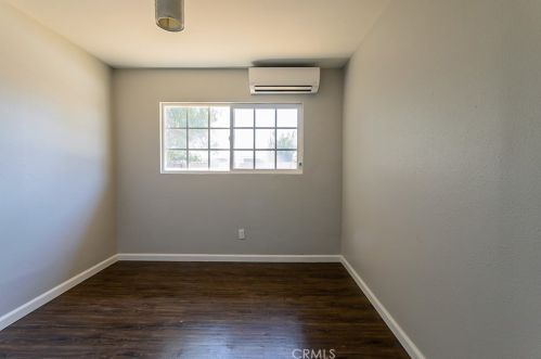 5566 Dewey Ave, Riverside CA  92504-1622 exterior