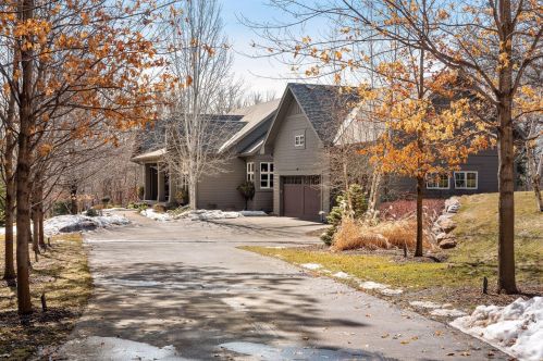 2165 Charlton Rd, Saint Paul MN  55118-4738 exterior