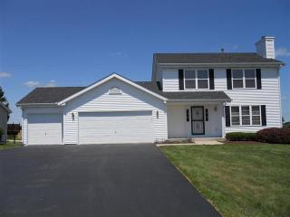 13057 Country Meadow Dr, Winnebago, IL 61088-8016