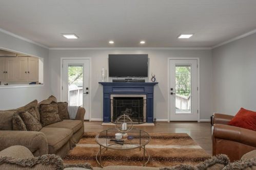 3905 Clayton Rd, Fort Worth TX  76116-7220 exterior