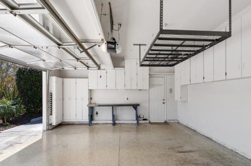 1597 Parkview Dr, Vista CA  92081-8750 exterior