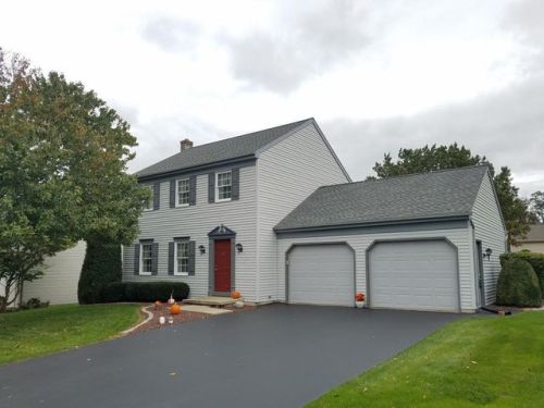 55 Brookfield Dr, Ephrata, PA 17522-8803